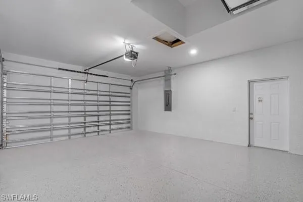 GARAGE WITH SIDE DOOR