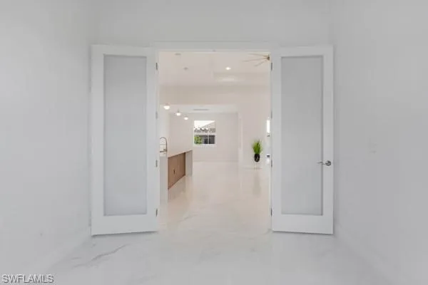 DEN