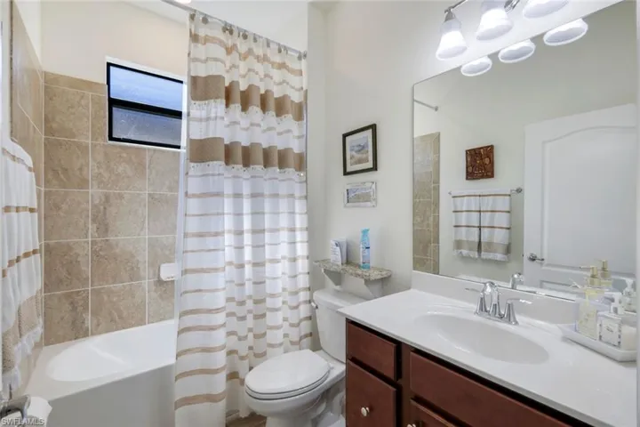 9250 Shadow Oak Ln, Naples, Florida 34120