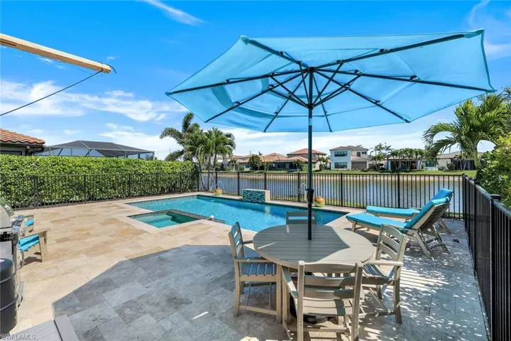 9250 Shadow Oak Ln, Naples, Florida 34120