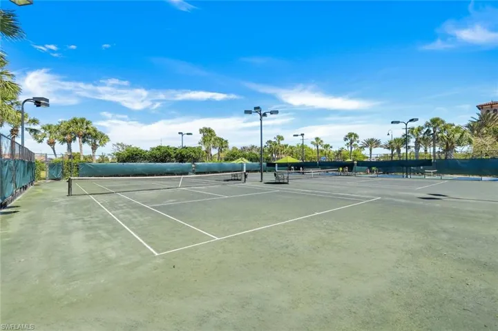 9250 Shadow Oak Ln, Naples, Florida 34120