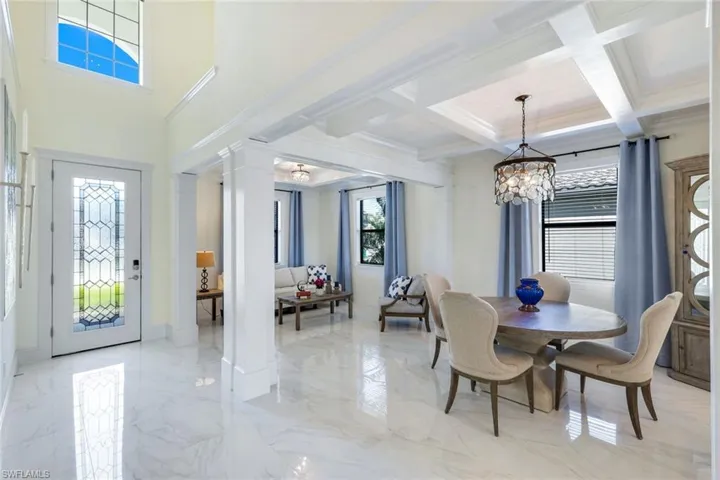 9250 Shadow Oak Ln, Naples, Florida 34120