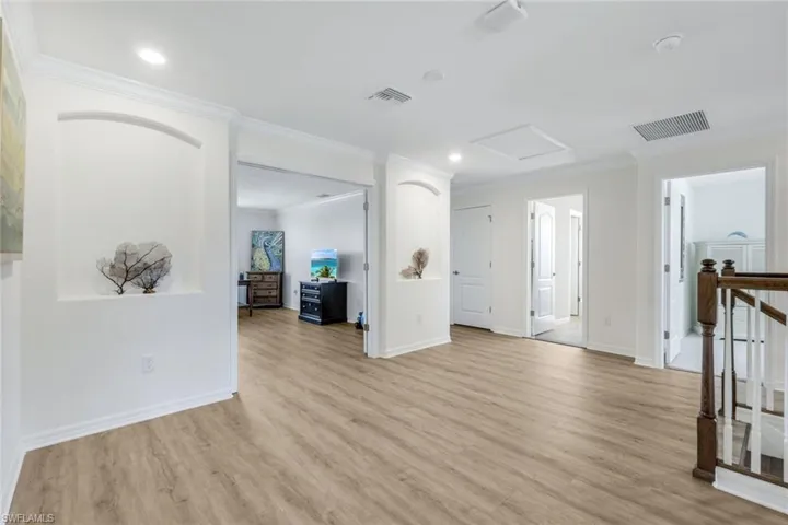 9250 Shadow Oak Ln, Naples, Florida 34120