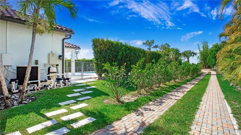 6341 Green BLVD, Naples, FL 34116,225040457