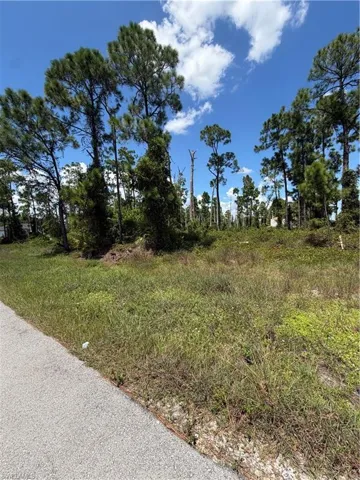 1058 Manta Ave S, Lehigh Acres, Florida 33974