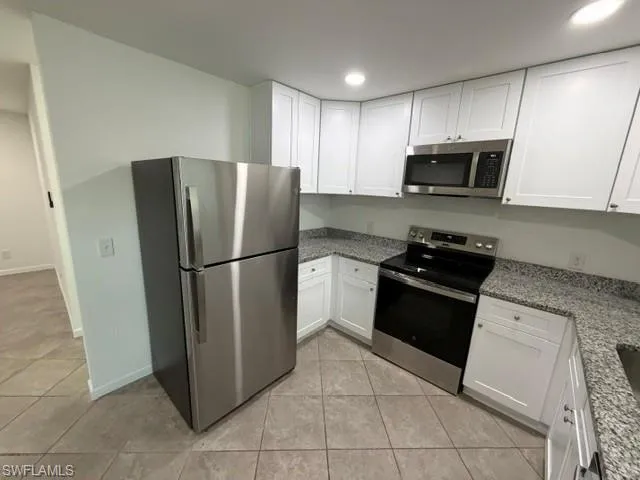 11262 Summerwinds Ct, Fort Myers, Florida 33908