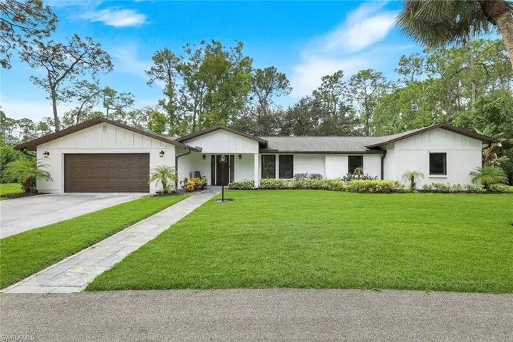 5100 Mahogany Ridge Dr, Naples, Florida 34119