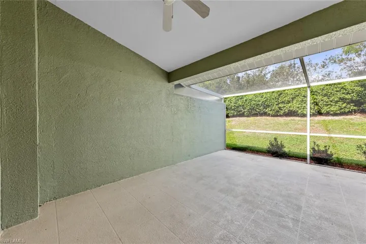 View of patio / terrace with ceiling fan