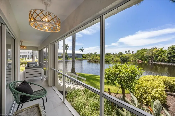 6151 Pelican Bay Blvd 27, Naples, Florida 34108