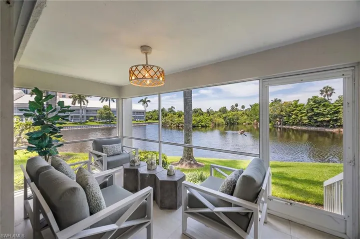 6151 Pelican Bay Blvd 27, Naples, Florida 34108