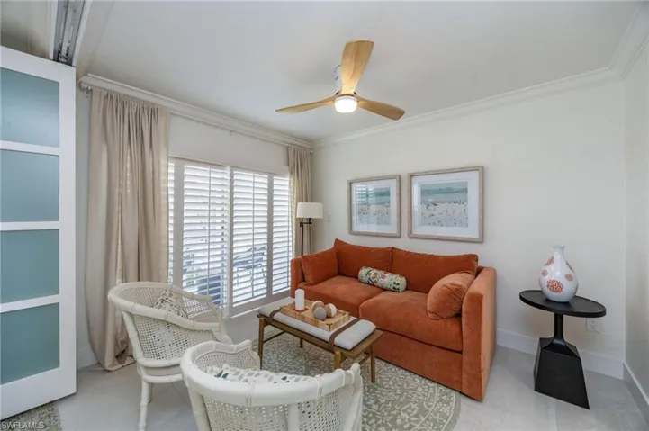 6151 Pelican Bay Blvd 27, Naples, Florida 34108