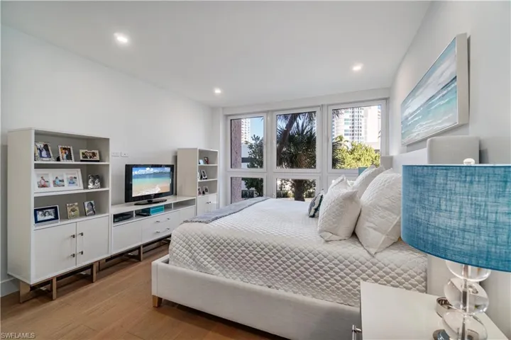 Bedroom featuring light wood-style floors and recessed lighting