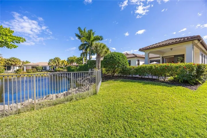 2277 Residence Cir, Naples, Florida 34105