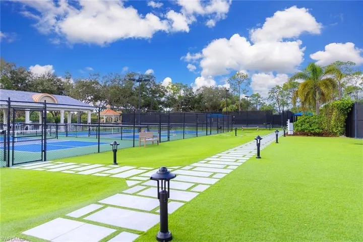 2277 Residence Cir, Naples, Florida 34105