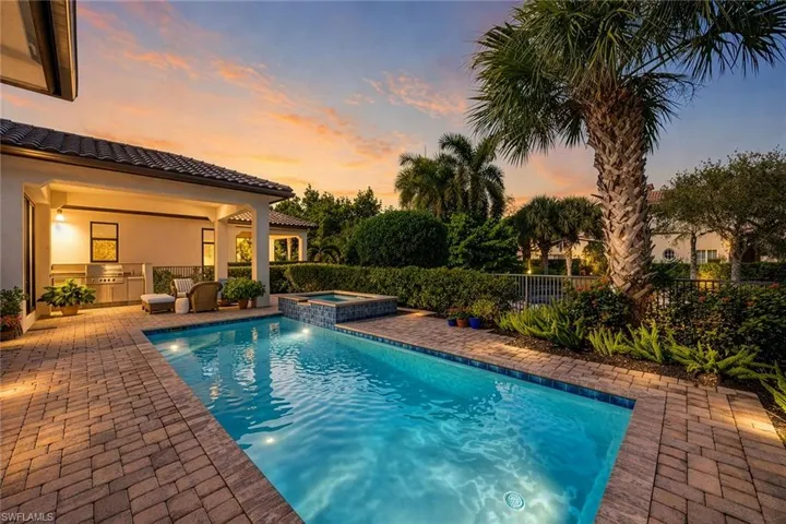 2277 Residence Cir, Naples, Florida 34105