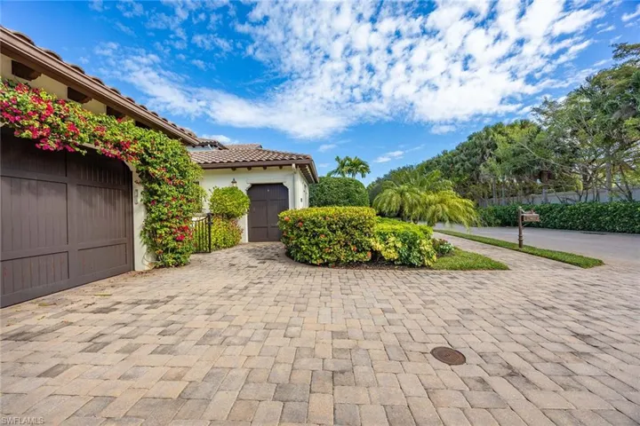 2277 Residence Cir, Naples, Florida 34105