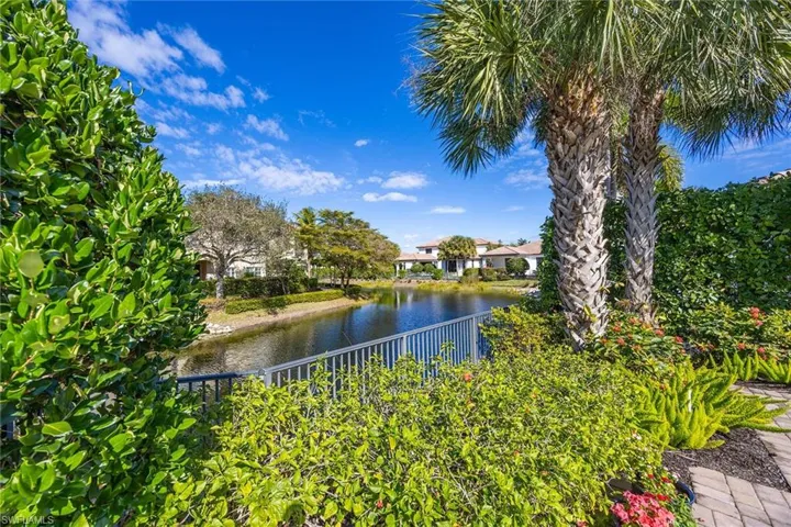 2277 Residence Cir, Naples, Florida 34105