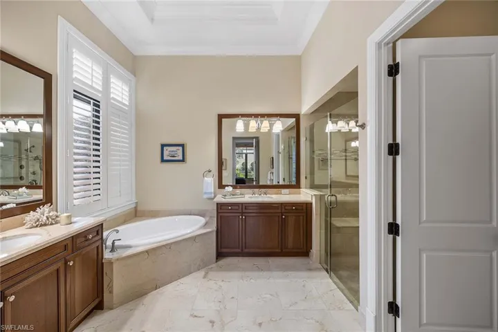 2277 Residence Cir, Naples, Florida 34105