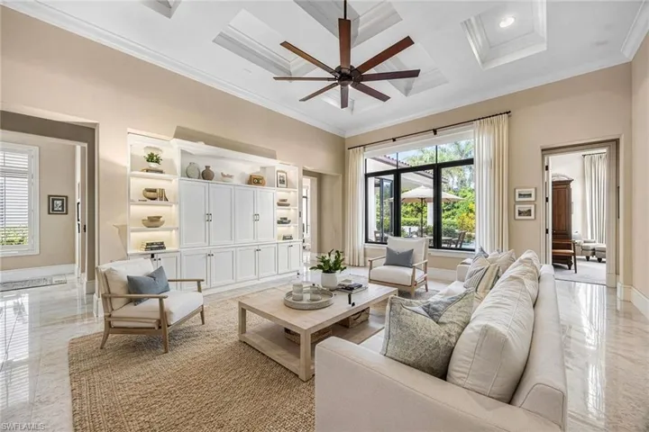 2277 Residence Cir, Naples, Florida 34105