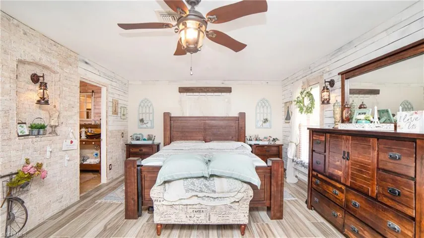 3700  Golden Gate W BLVD, Naples, FL 34120