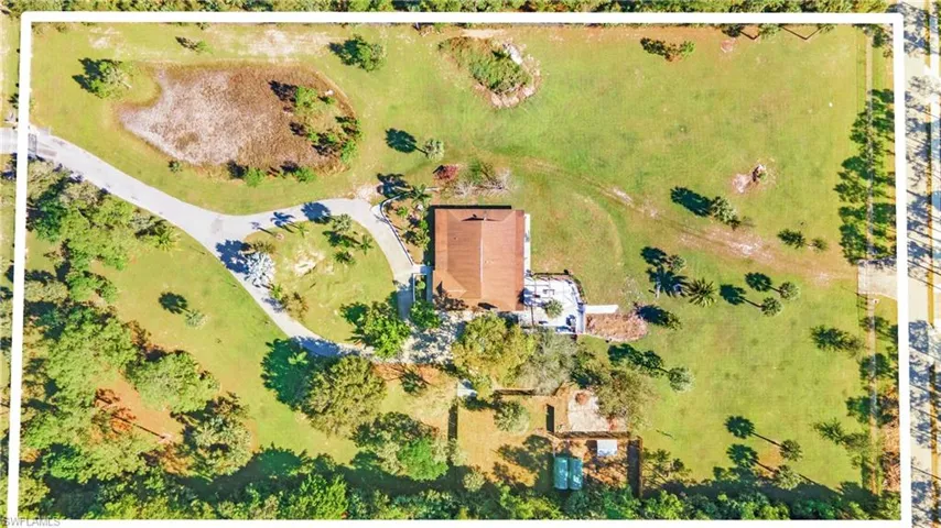 3700  Golden Gate W BLVD, Naples, FL 34120