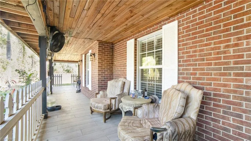 3700  Golden Gate W BLVD, Naples, FL 34120