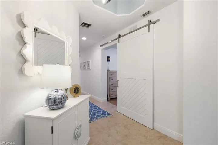 Entry way