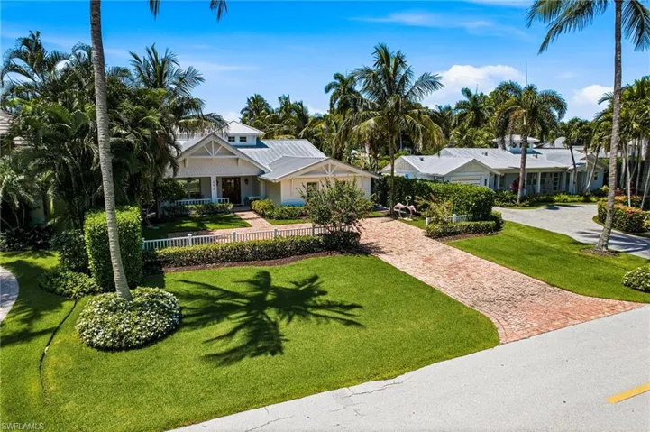 742 11th Ave S, Naples, Florida 34102