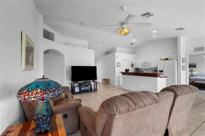 524 Tropicana Pkwy W, Cape Coral, Florida 33993