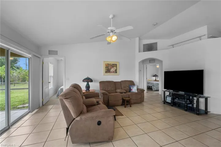 524 Tropicana Pkwy W, Cape Coral, Florida 33993