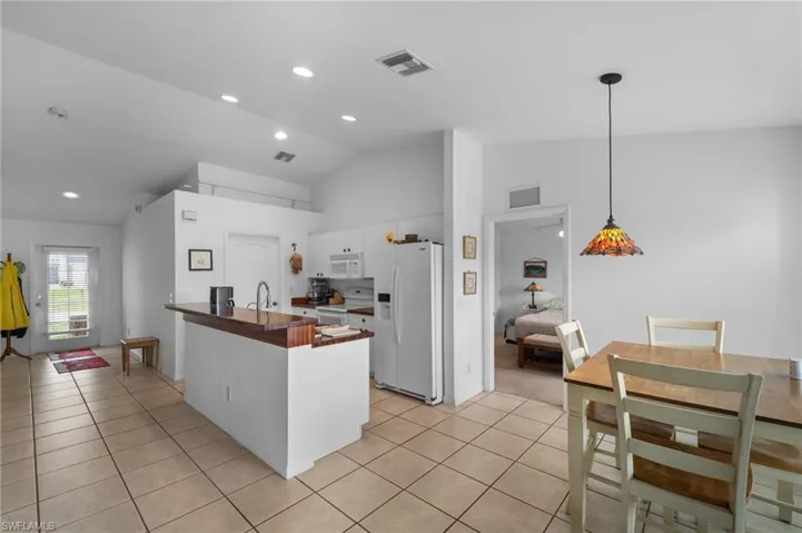 524 Tropicana Pkwy W, Cape Coral, Florida 33993