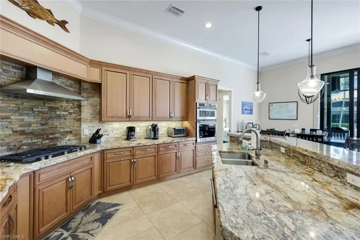35 Covewood Ct, Marco Island, Florida 34145