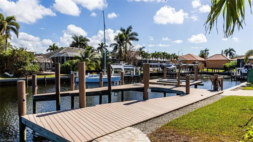 35  Covewood  CT, Marco Island, FL 34145