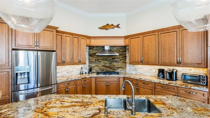 35  Covewood  CT, Marco Island, FL 34145