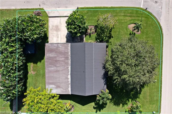 Birds eye view of property