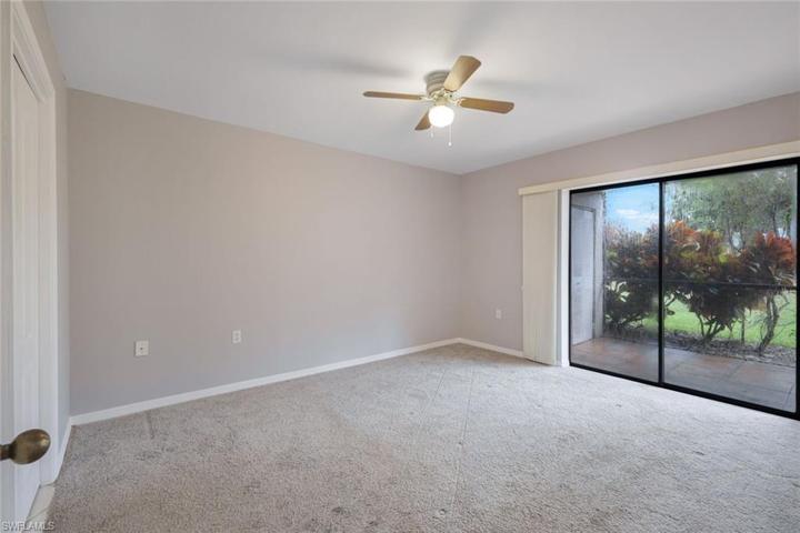 1216  Commonwealth  CIR, Naples, FL 34116
