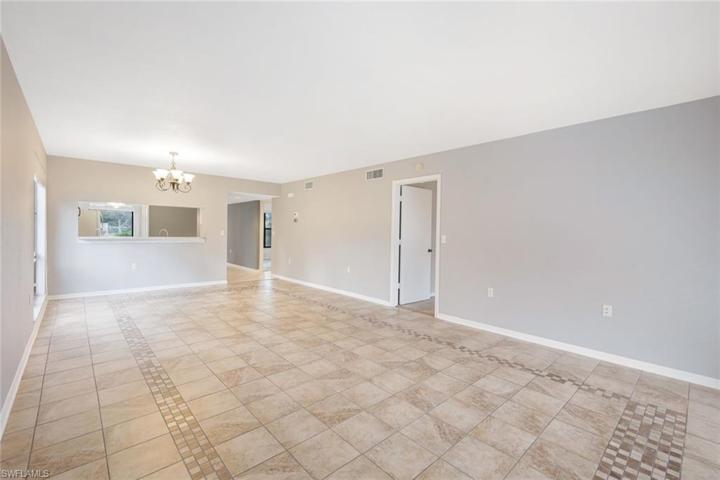 1216  Commonwealth  CIR, Naples, FL 34116