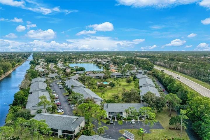 1216  Commonwealth  CIR, Naples, FL 34116