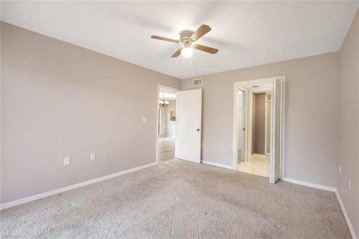 1216  Commonwealth  CIR, Naples, FL 34116