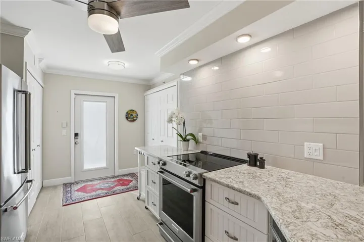 Cornestone Kitchens custom made kitchen cabinets