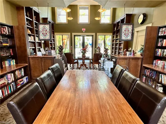 Library with computer/work stations
