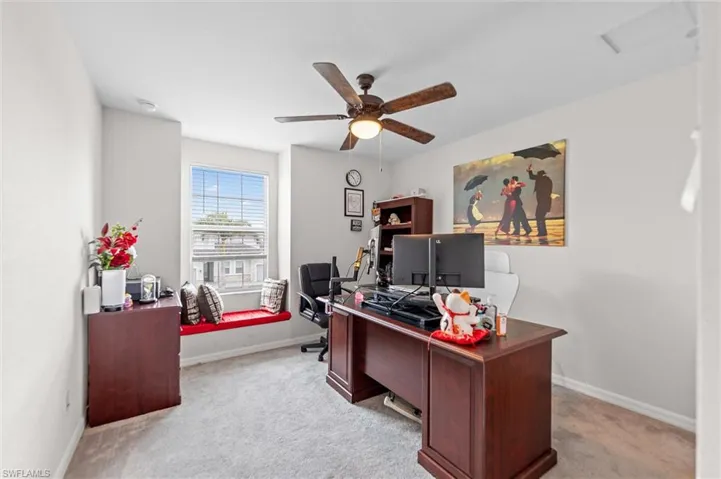 2392 Fallglo St, Naples, Florida 34120