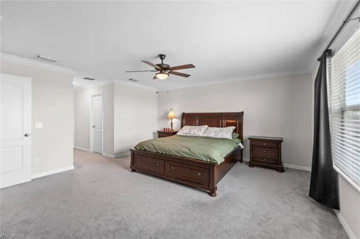2392 Fallglo St, Naples, Florida 34120