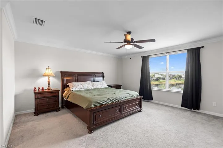 2392 Fallglo St, Naples, Florida 34120
