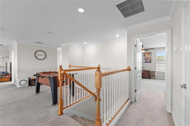 2392 Fallglo St, Naples, Florida 34120