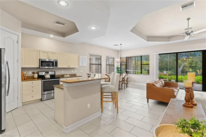 1406 Serrano Cir, Naples, Florida 34105