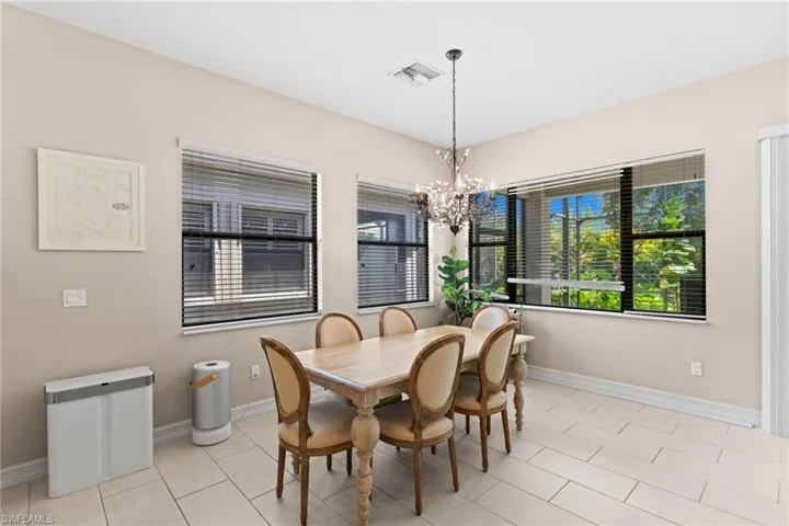 1406 Serrano Cir, Naples, Florida 34105