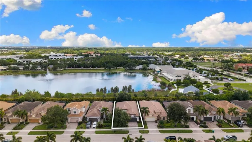 1406 Serrano Cir, Naples, Florida 34105