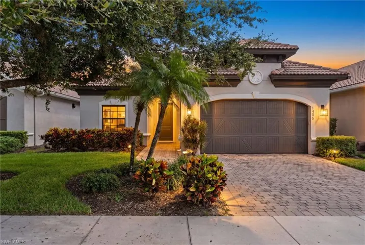 1406 Serrano Cir, Naples, Florida 34105