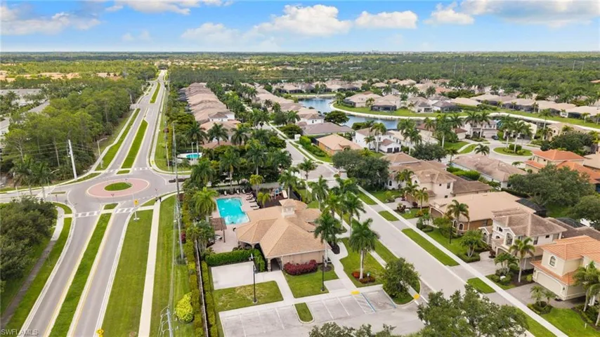 1406 Serrano Cir, Naples, Florida 34105